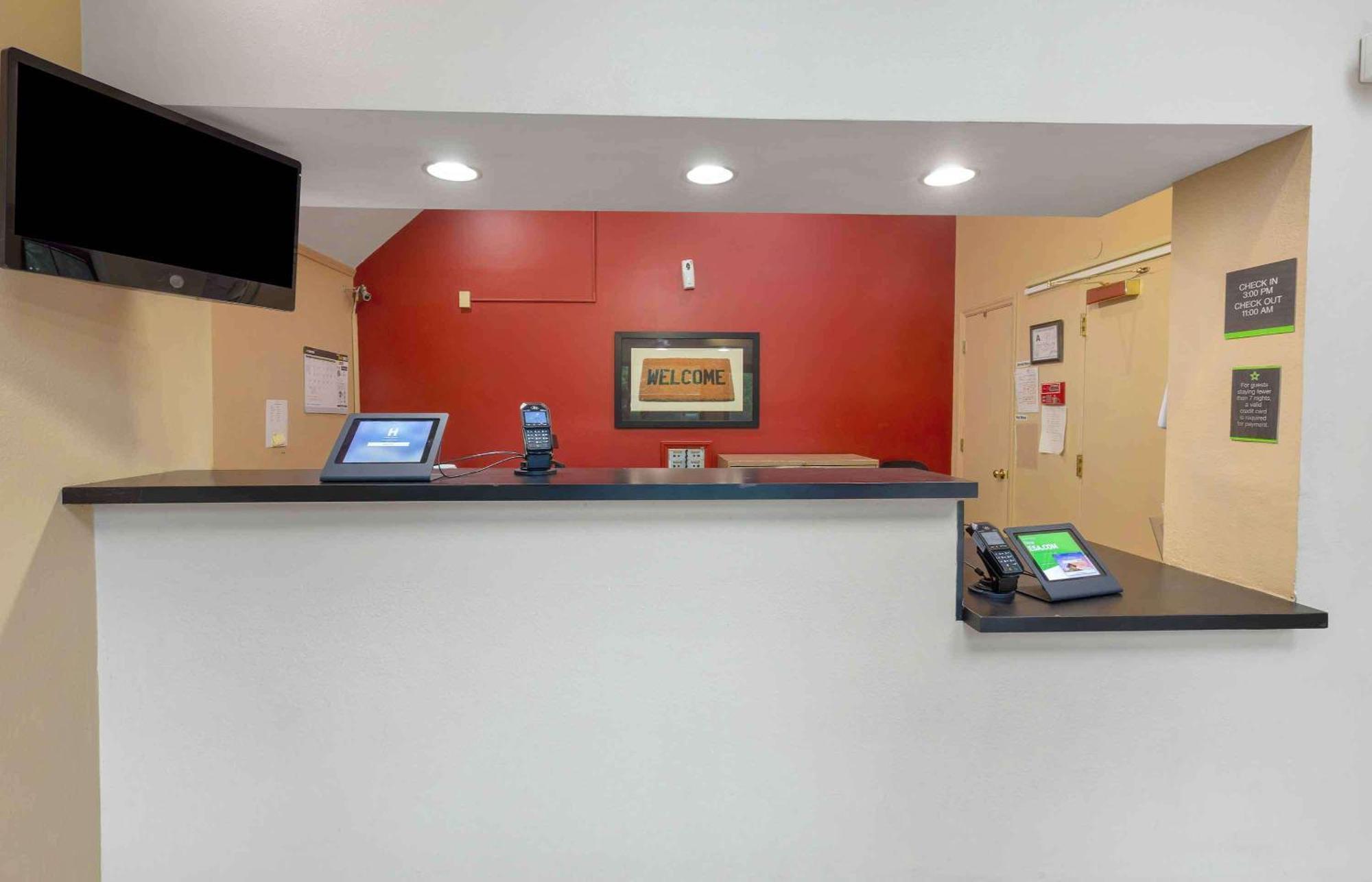 Extended Stay America Suites - Raleigh - Cary - Harrison Ave Exterior foto
