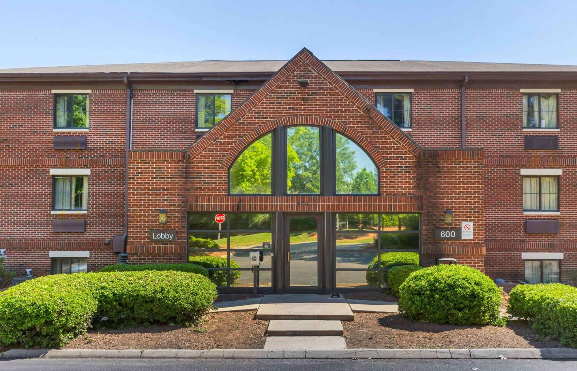Extended Stay America Suites - Raleigh - Cary - Harrison Ave Exterior foto
